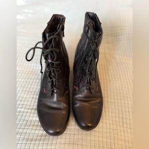 Black Leather Cobb Hill Women's Lace Up Boots 7.5 Vintage Look